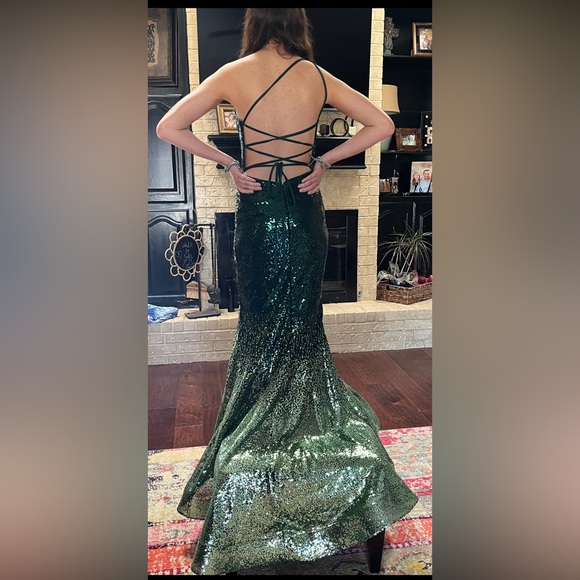 Green Ombr formal dress Green Ombr formal dress